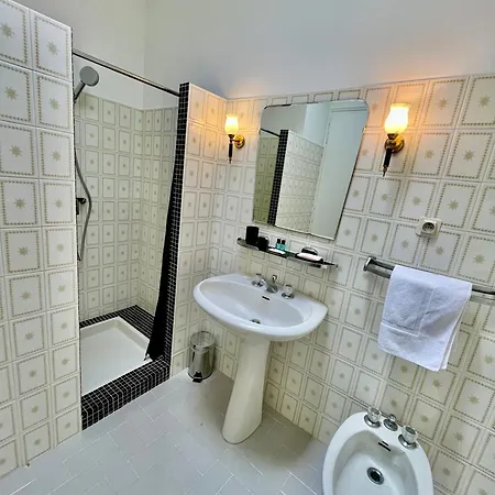 L'essai - 8 Personnes - Apartment Lourdes